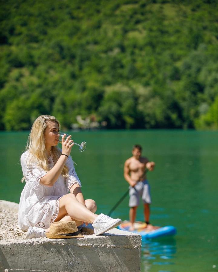 Hotel Glamping Bagrem Jablanica Exterior foto