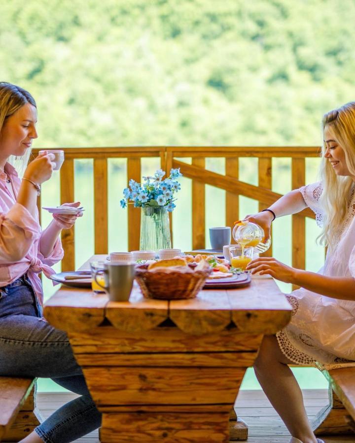 Hotel Glamping Bagrem Jablanica Exterior foto
