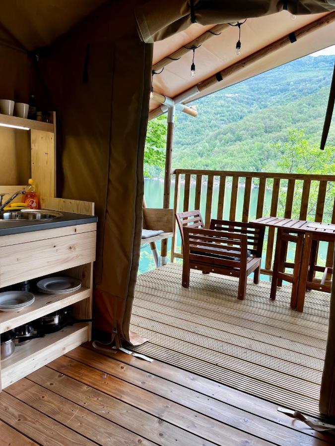 Hotel Glamping Bagrem Jablanica Exterior foto